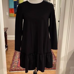 A line dress in black